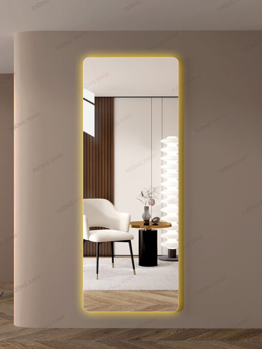 Lý do bạn nên sử dụng gương soi toàn thân có đèn 25 Gương soi toàn thân cao cấp trang trí nội thất GC114